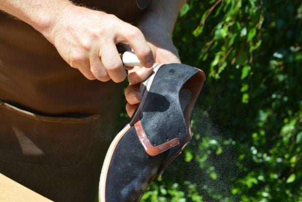 Lederimprägnierung für Velours-, Nubuk- und Wildleder