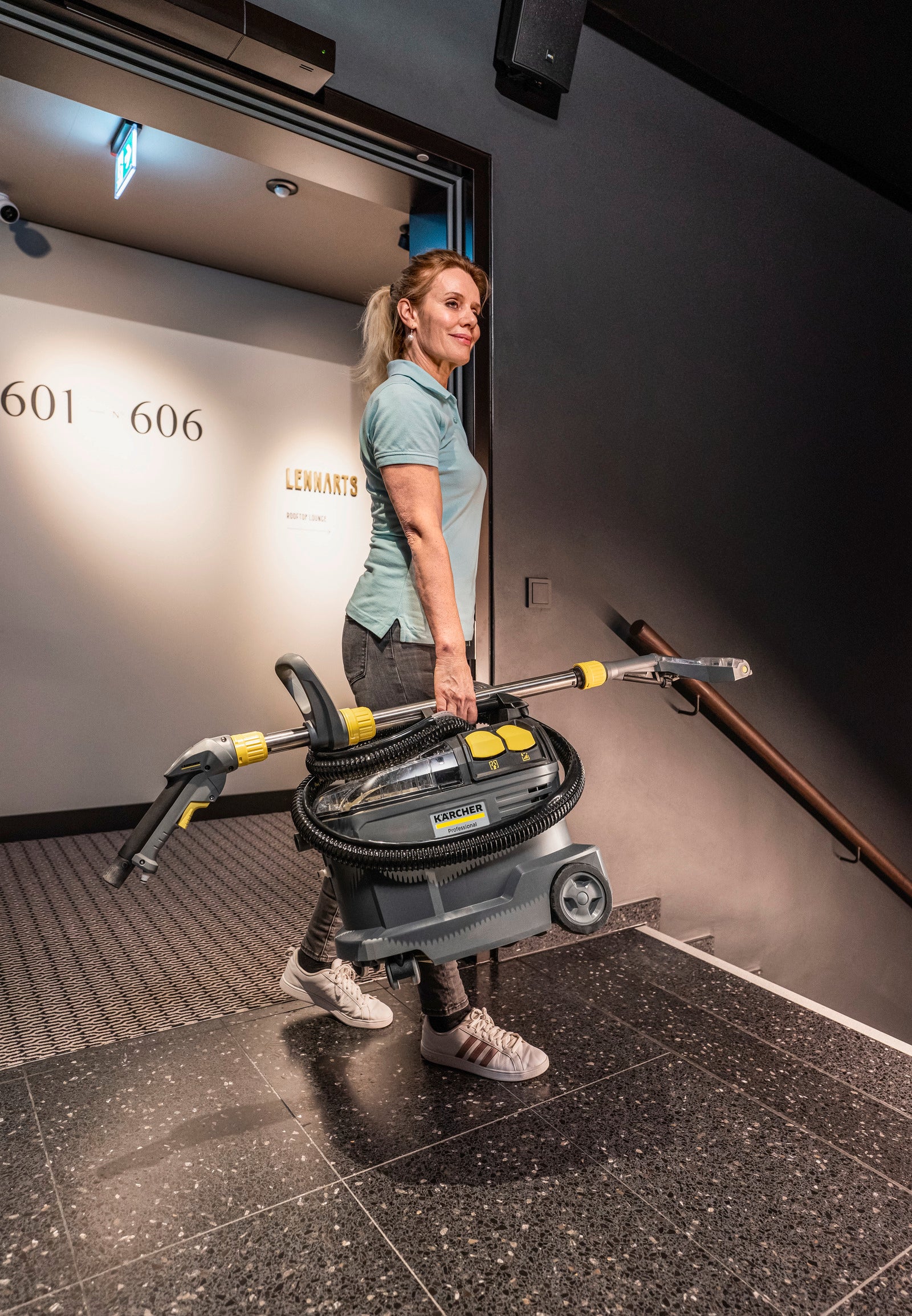 Sprühextraktionsgeräte PUZZI 8/1 ADV