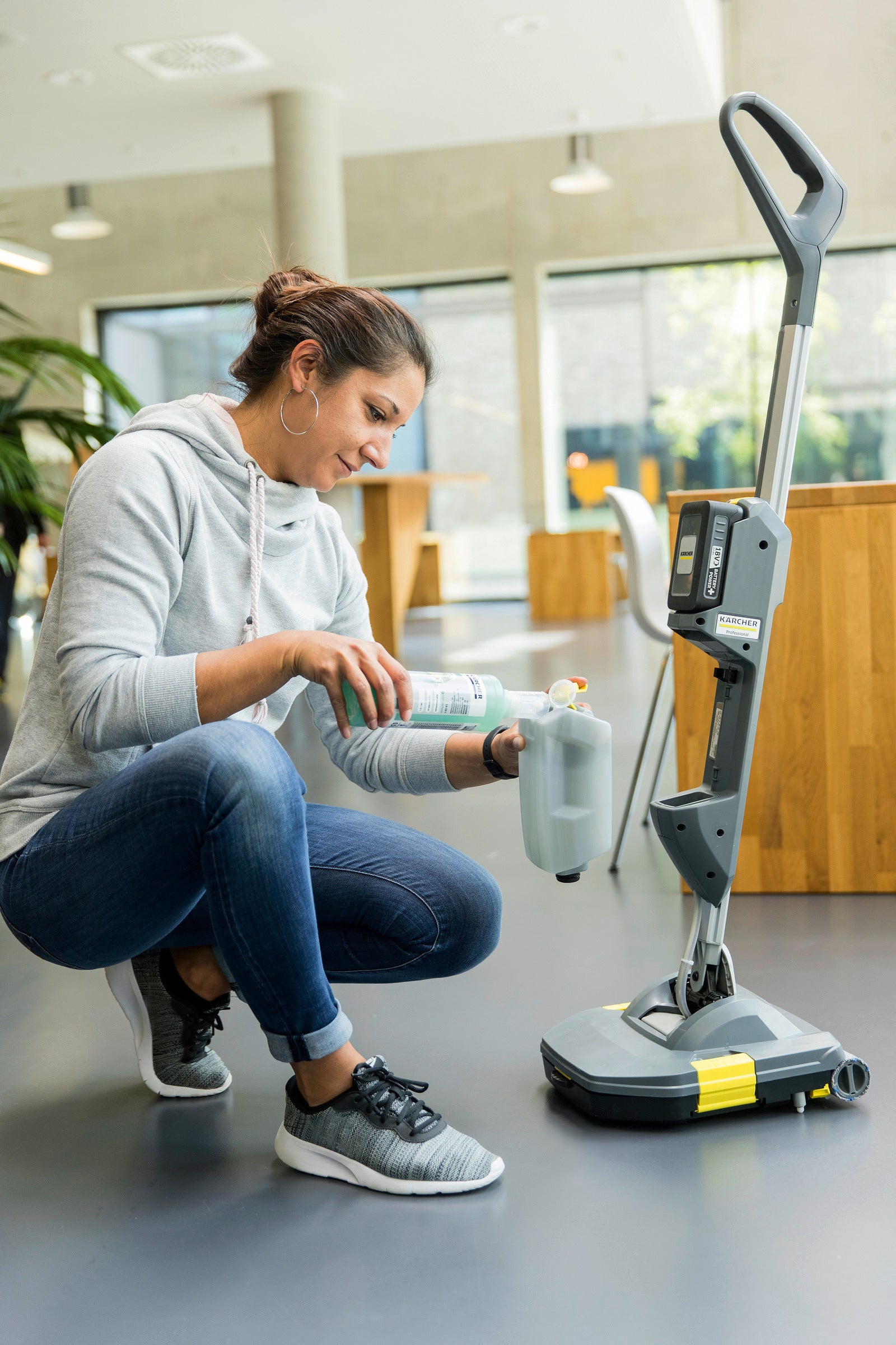 Kompakte/handgeführte Scheuersaugmaschinen BR 30/1 C BP